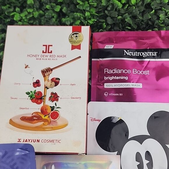 Face mask bundle set skincare lip masks tatcha pink disney Neutrogena glowy new - Picture 5 of 5